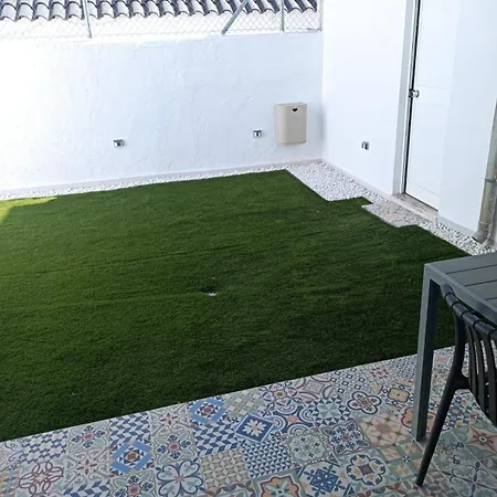 Entero A 7 Minutos De La Playa! El Palo,