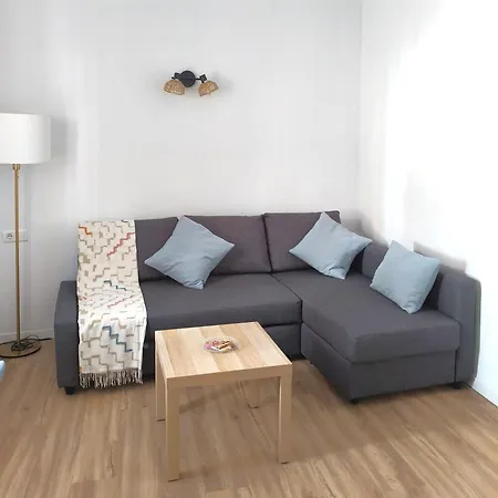 Casa Con Patio A 5 Min De La Playa - El Palo Μάλαγα
